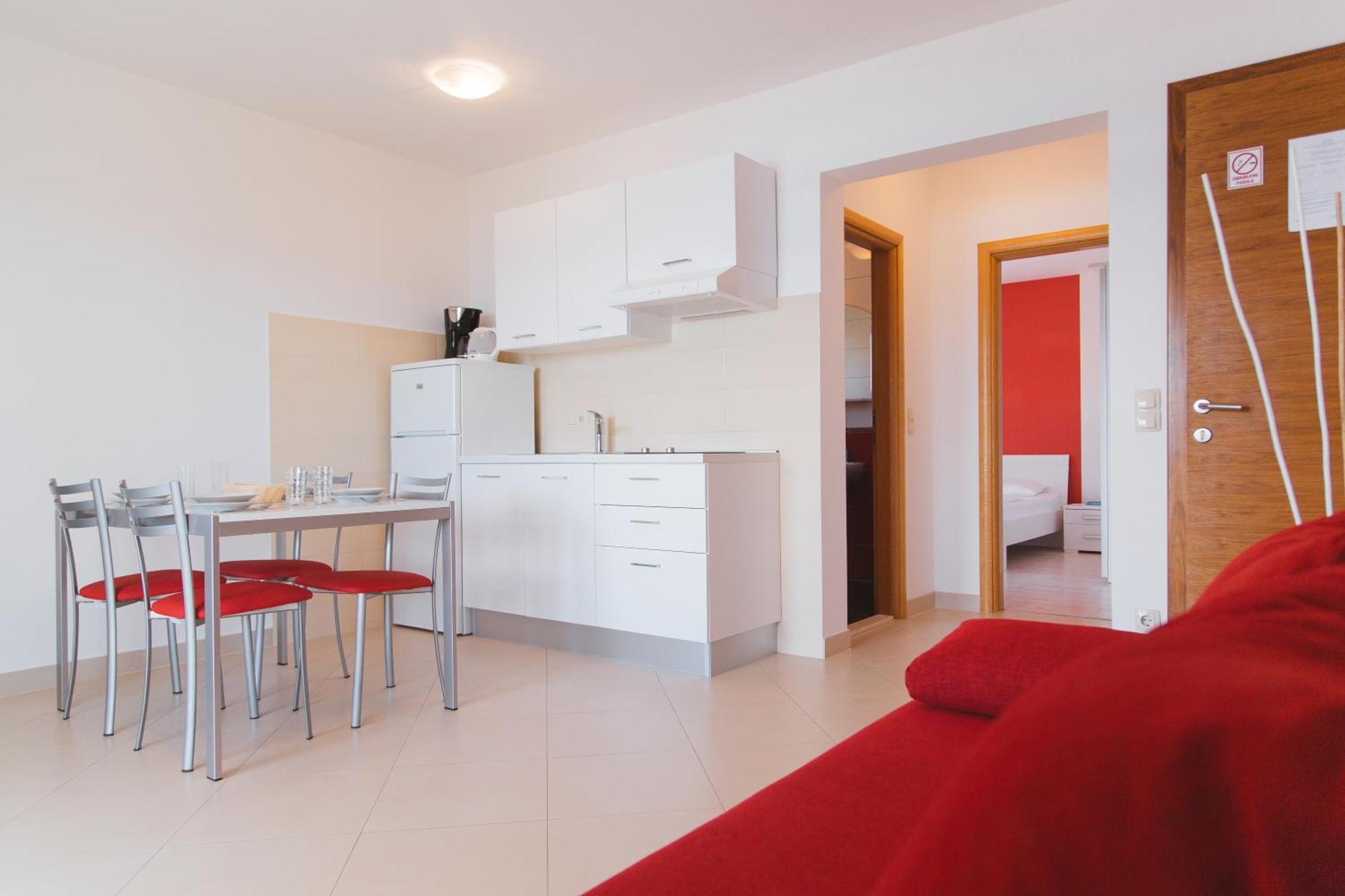 Apartments Sea View Omiš Værelse billede