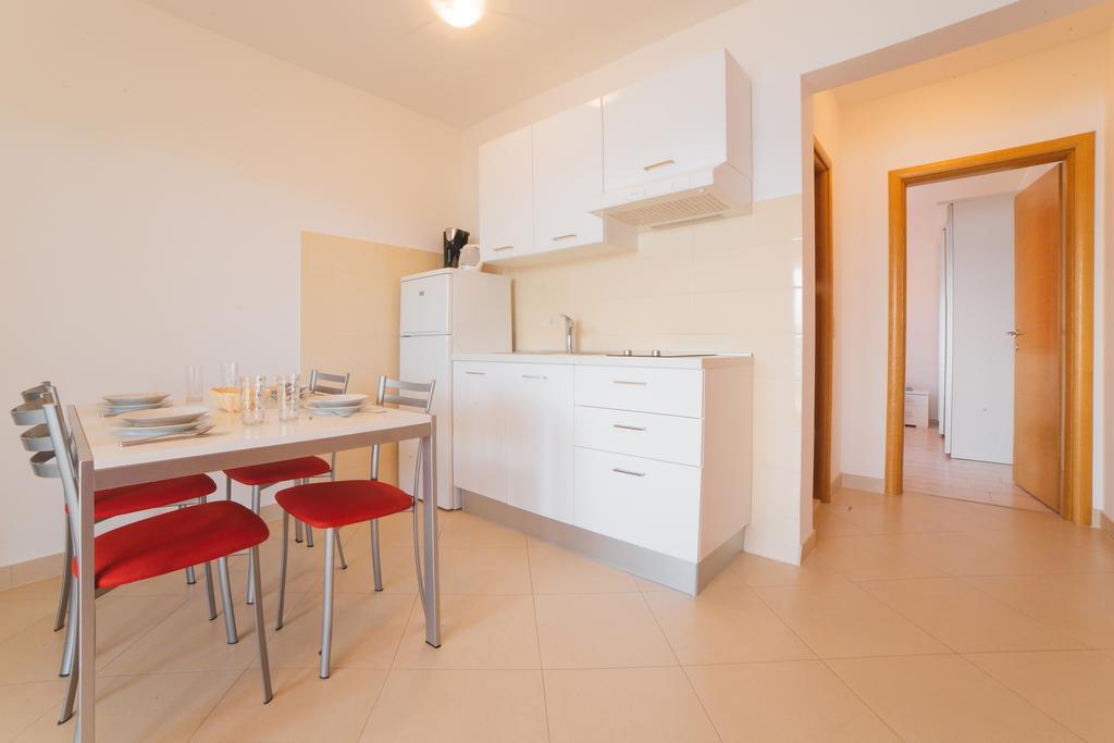 Apartments Sea View Omiš Eksteriør billede